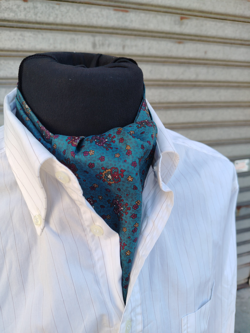 Ascot di Seta
